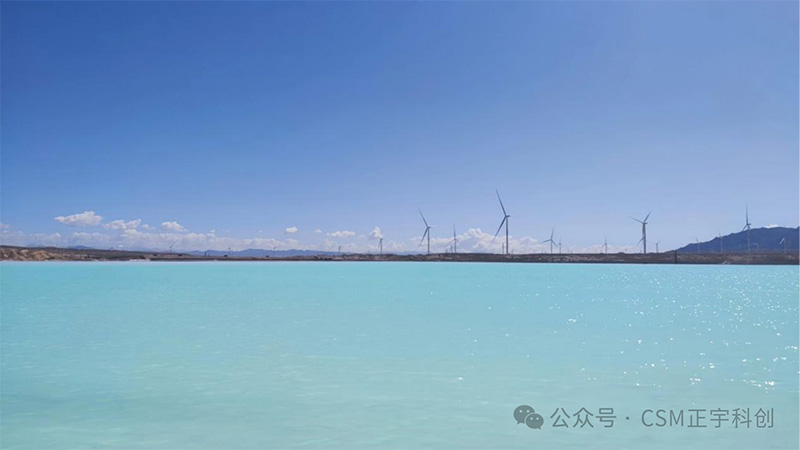 完工！青海中鹽(德令哈）動(dòng)態(tài)平衡生態(tài)環(huán)保項(xiàng)目防滲墻